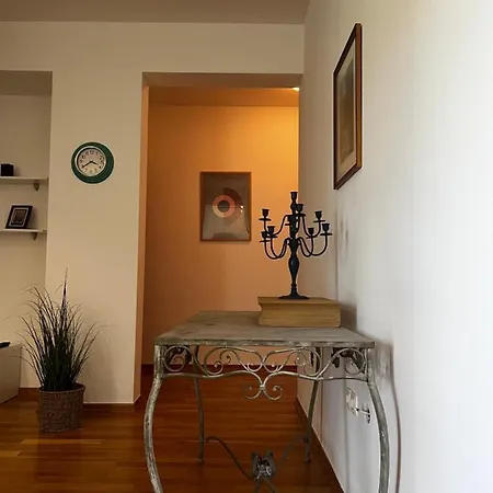 Luka Apartment